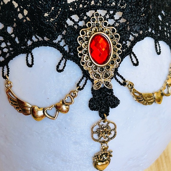 Black Lace choker collar necklace, Gothic Victorian - Picture 2 of 7